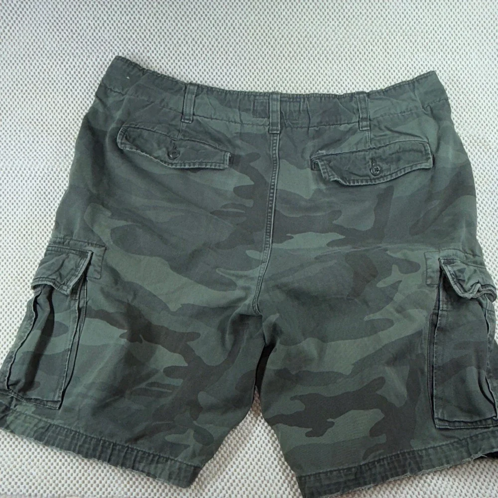Abercrombie & Fitch Men's Green Camo Cargo Shorts Cotton Canvas Flat Front